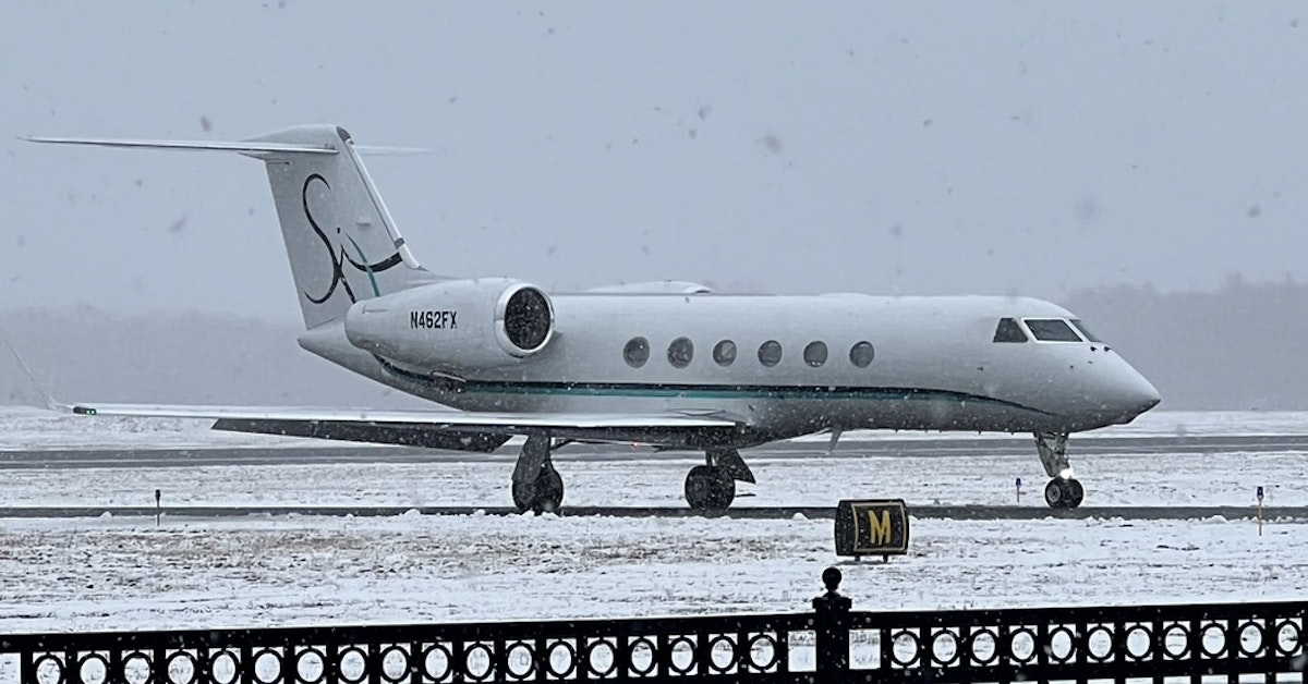 Private Jet Flight Activity Analysis – 2025 – Week 49