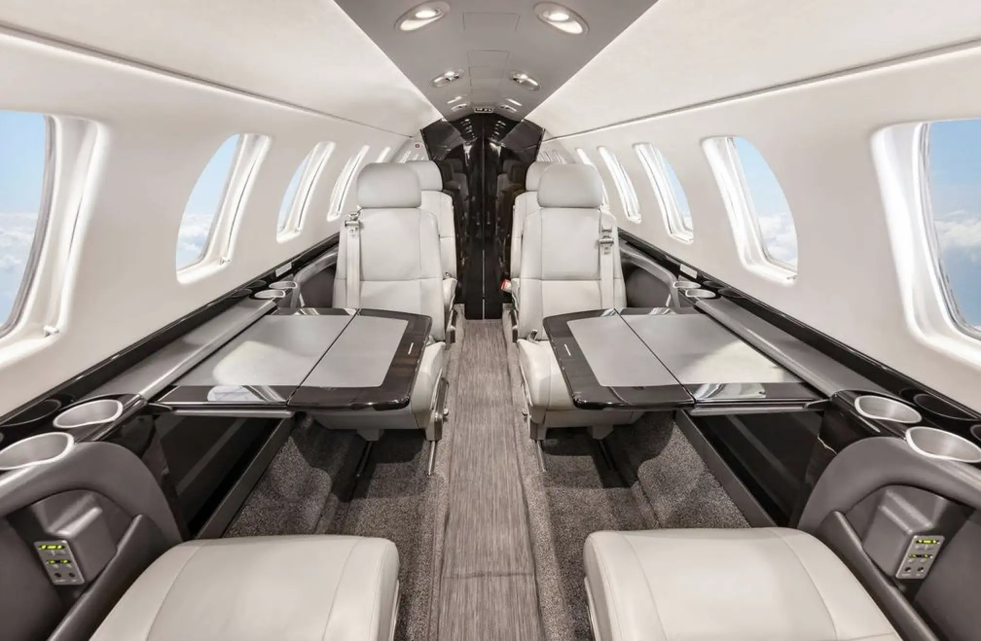 CJ3+ interior