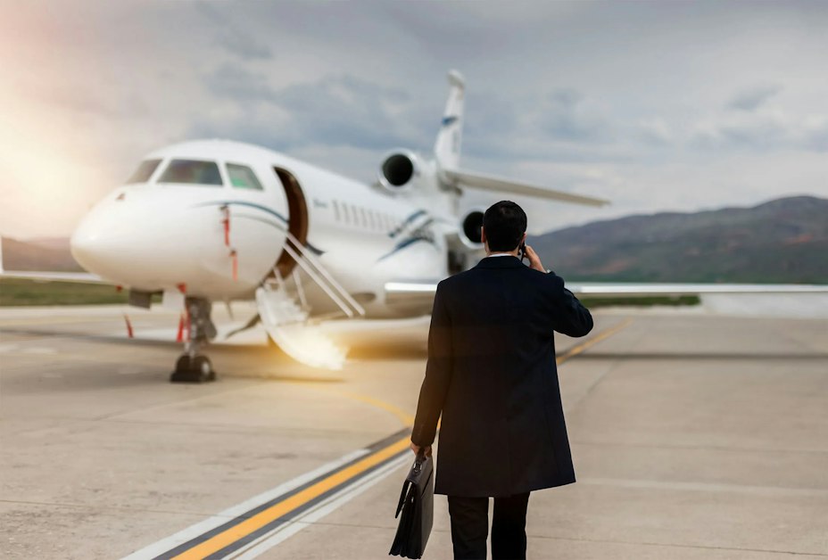 Compare Supplemental Lift for Corporate Flight Departments