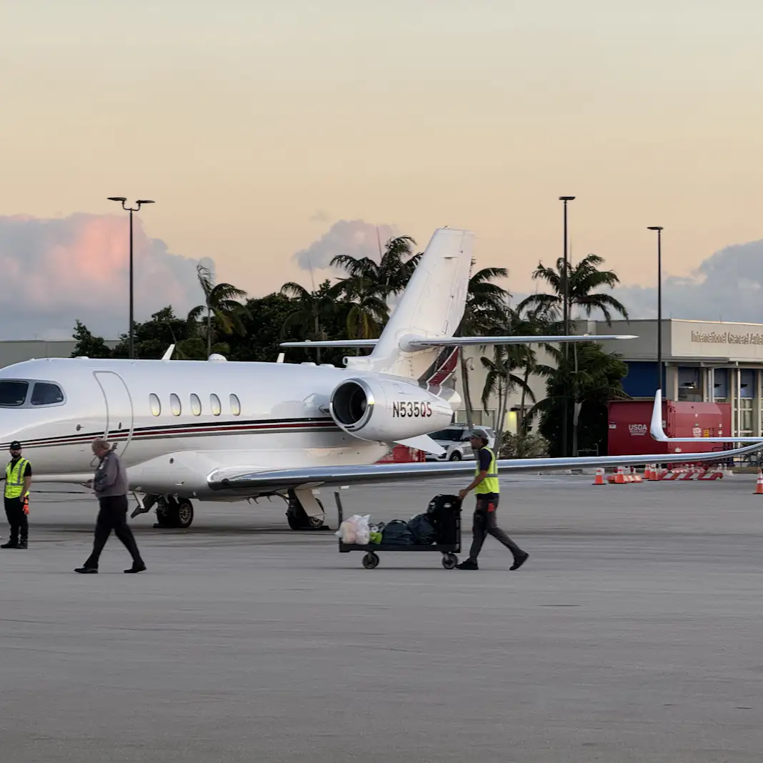 Net Jet Staff NetJets boss Adam Johnson named to top Berkshire Hathaway role
