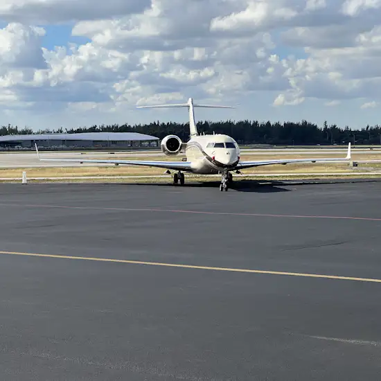 Compare BAJit from OneFlight 2025 private jet charter pricing