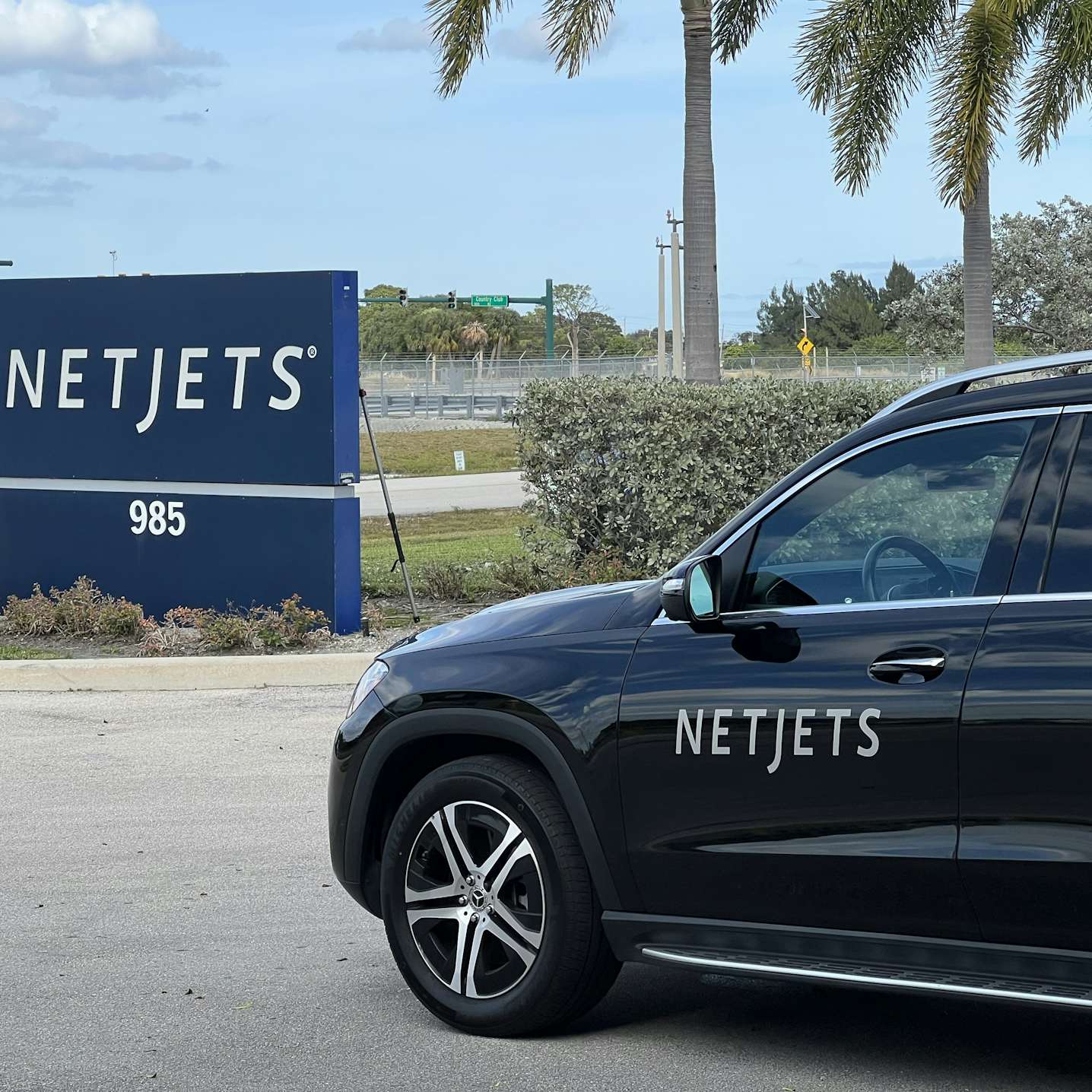 NetJets is going supersonic with 20 Aerion AS2 private jets