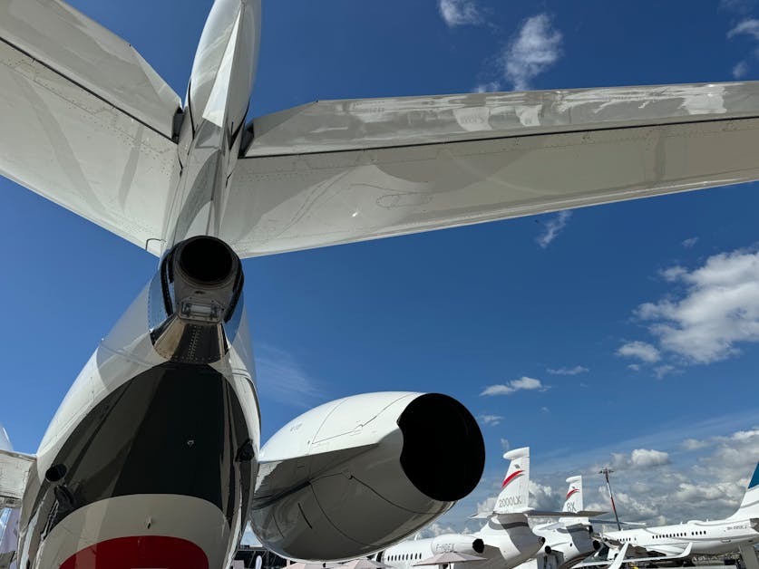 OneFlight International renews its Wyvern Wingman Broker status