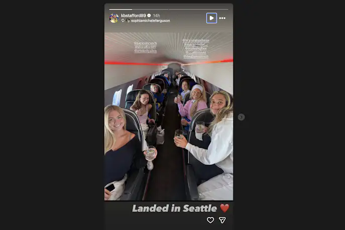 La Rams Jet Los Angeles Rams WAGs tap Aero private jet to NFC title game