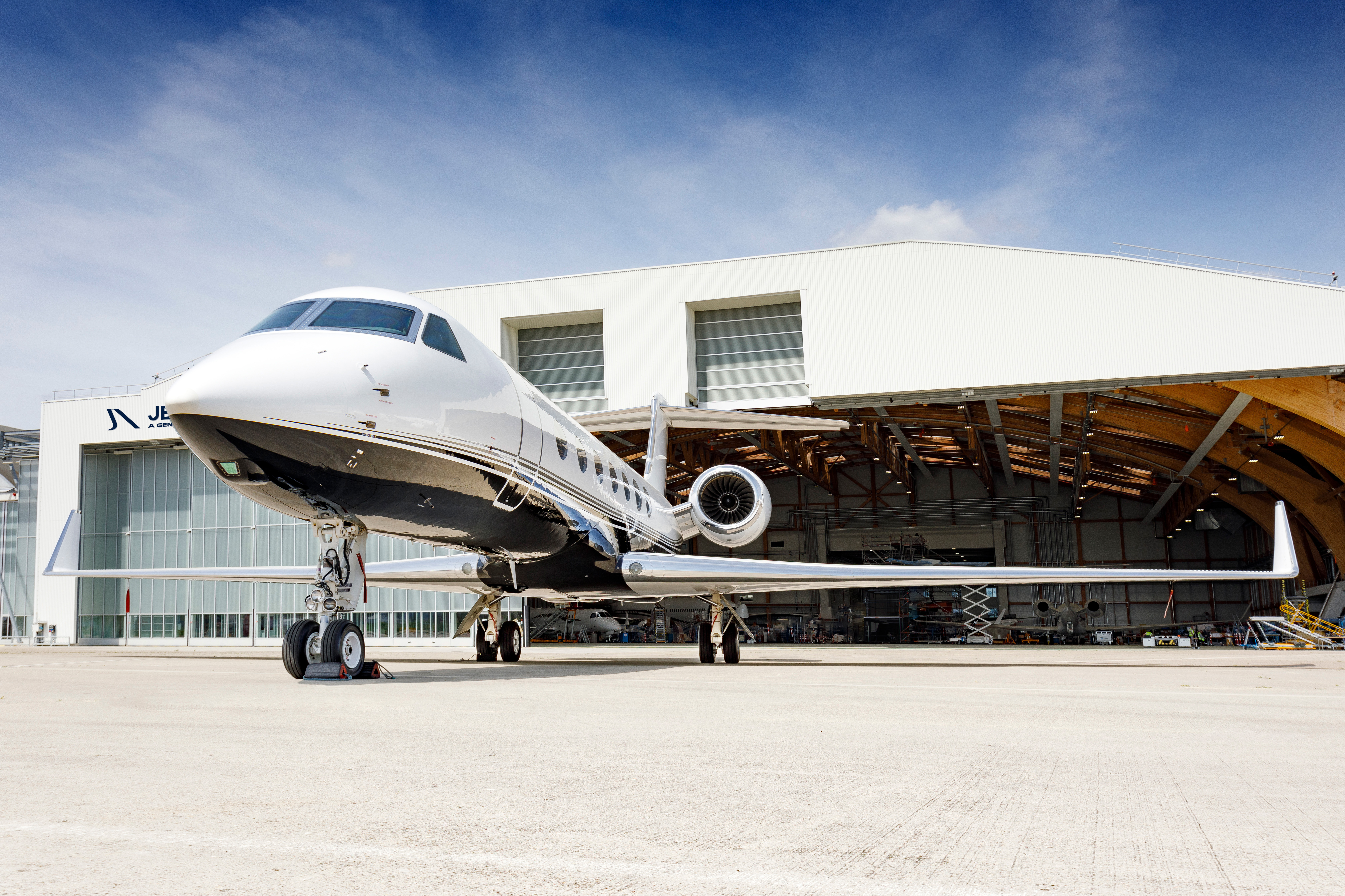 Jet Aviation adds 16 private jets to U.S. charter fleet