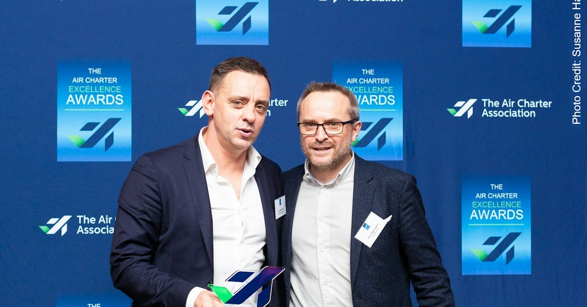 Air Charter Service won award at industry gala in London
