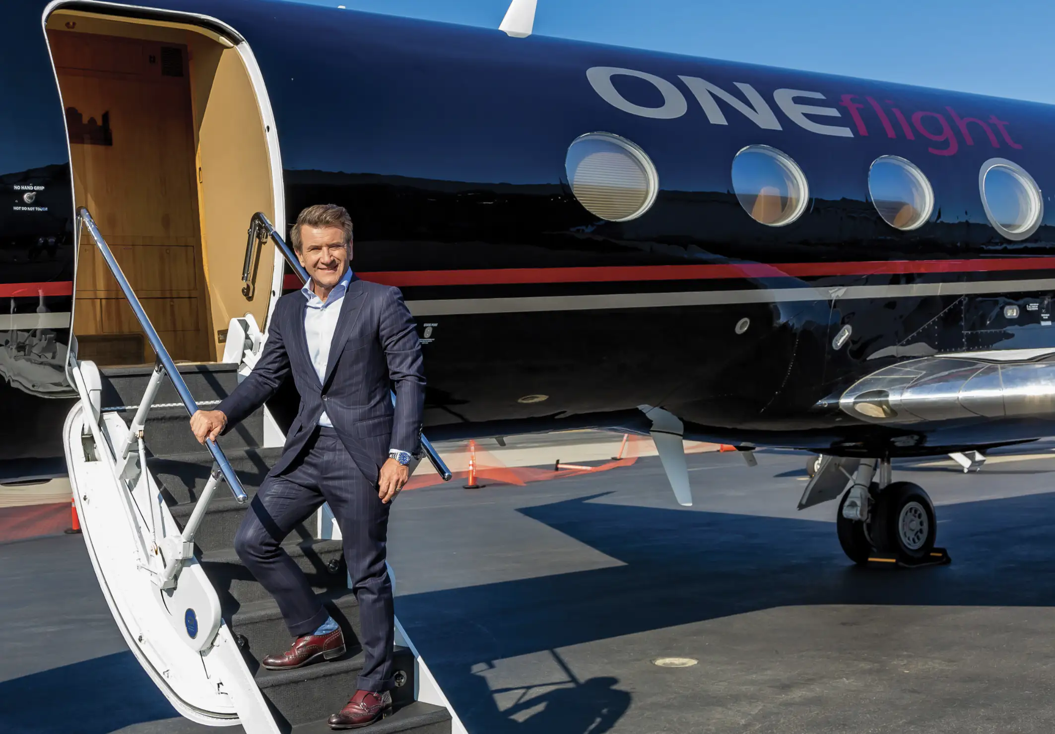 Mark Holtzman for OneFlight Robert Herjavec