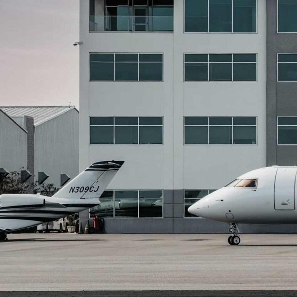 You can still fly a Learjet with these jet card programs