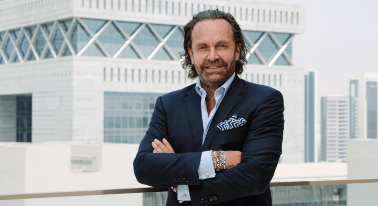 Thomas Flohr Vista Global