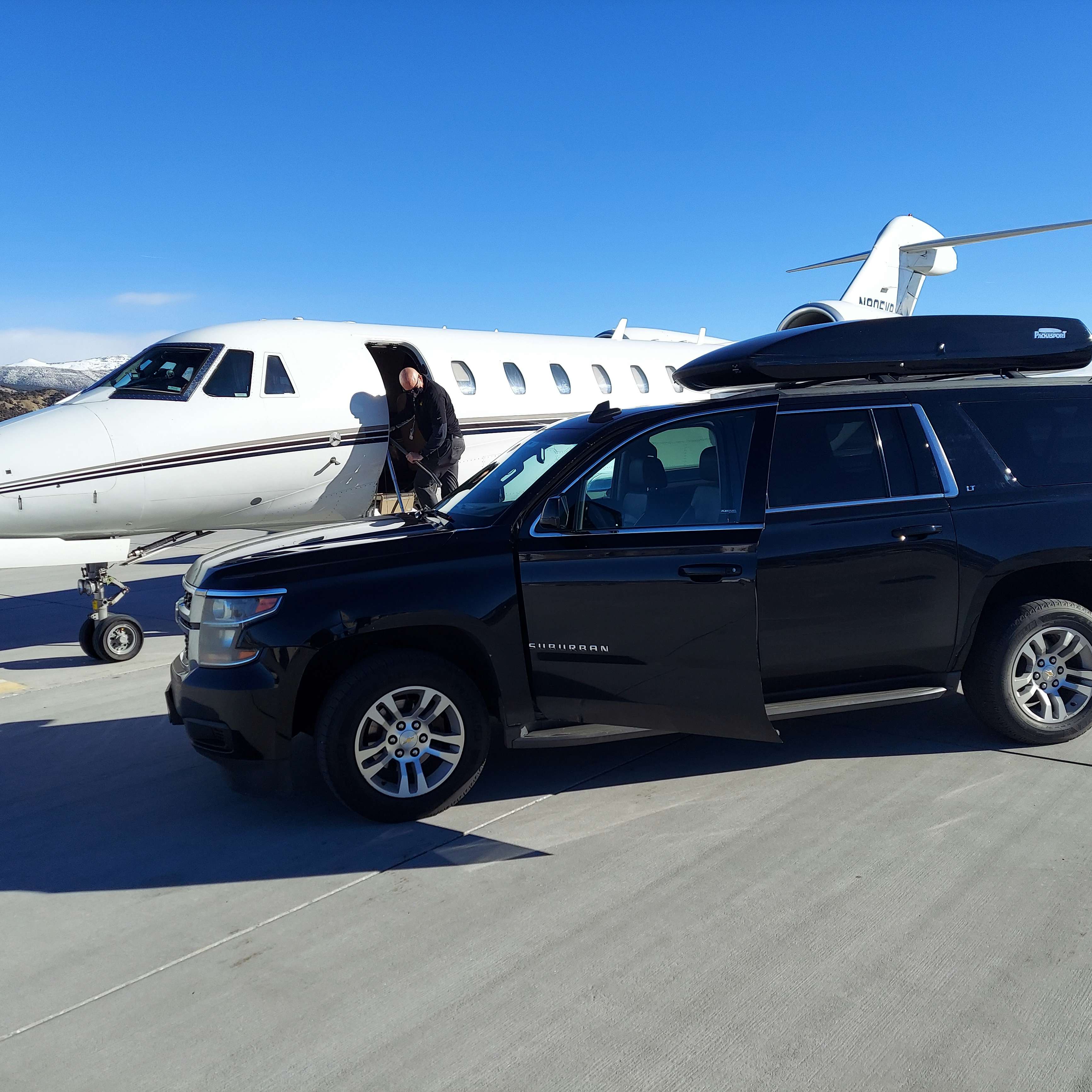 Luxury Car Chauffeur Service